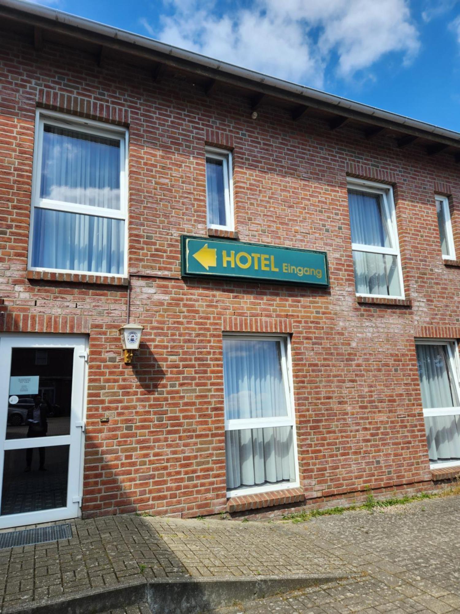 Hotel Hoyers In Pinneberg Prisdorf Exterior photo