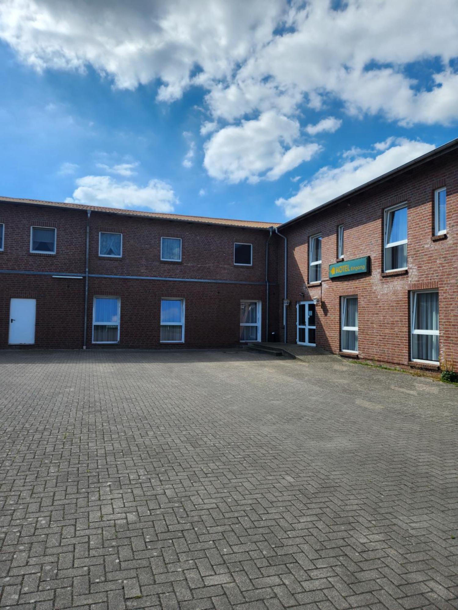 Hotel Hoyers In Pinneberg Prisdorf Exterior photo